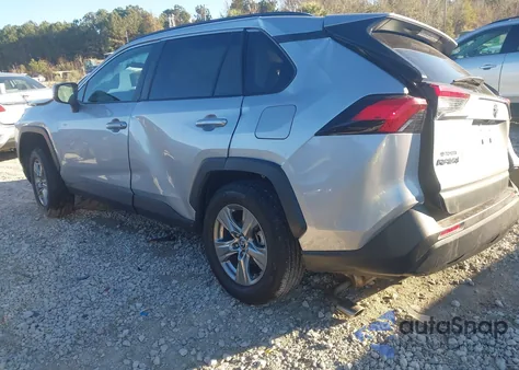 2023 Toyota Rav4 Xle z USA, uszkodzony, nr VIN 2T3W1RFV3PW287094